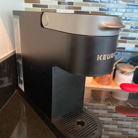 Keurig - Picture 3 of 3